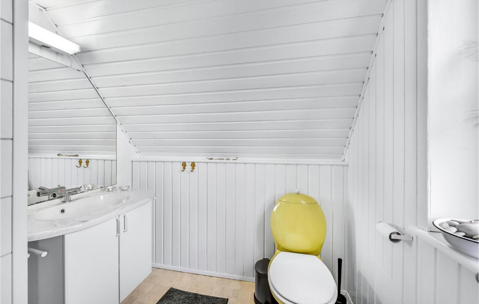 Cozy Home In Hvide Sande Bjerregård Exterior photo